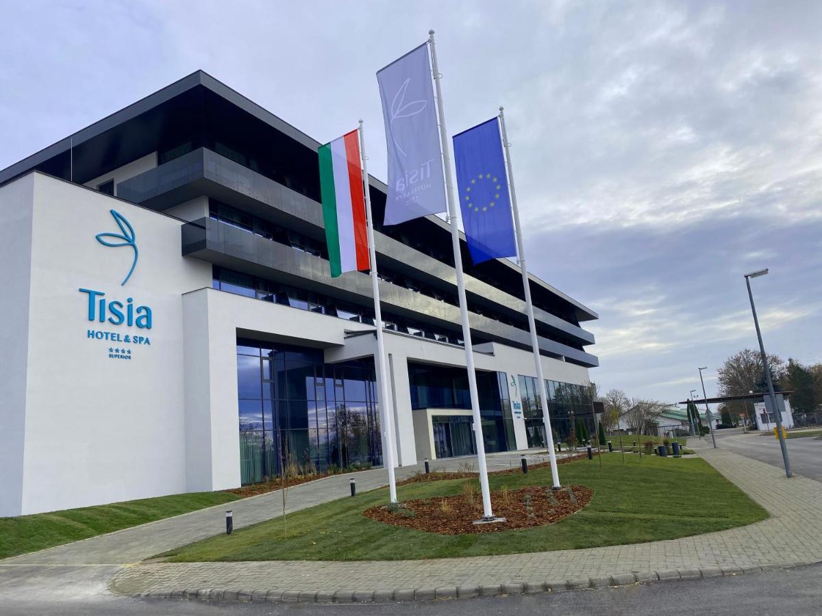 Tisia Hotel & Spa Тисауйварош Экстерьер фото