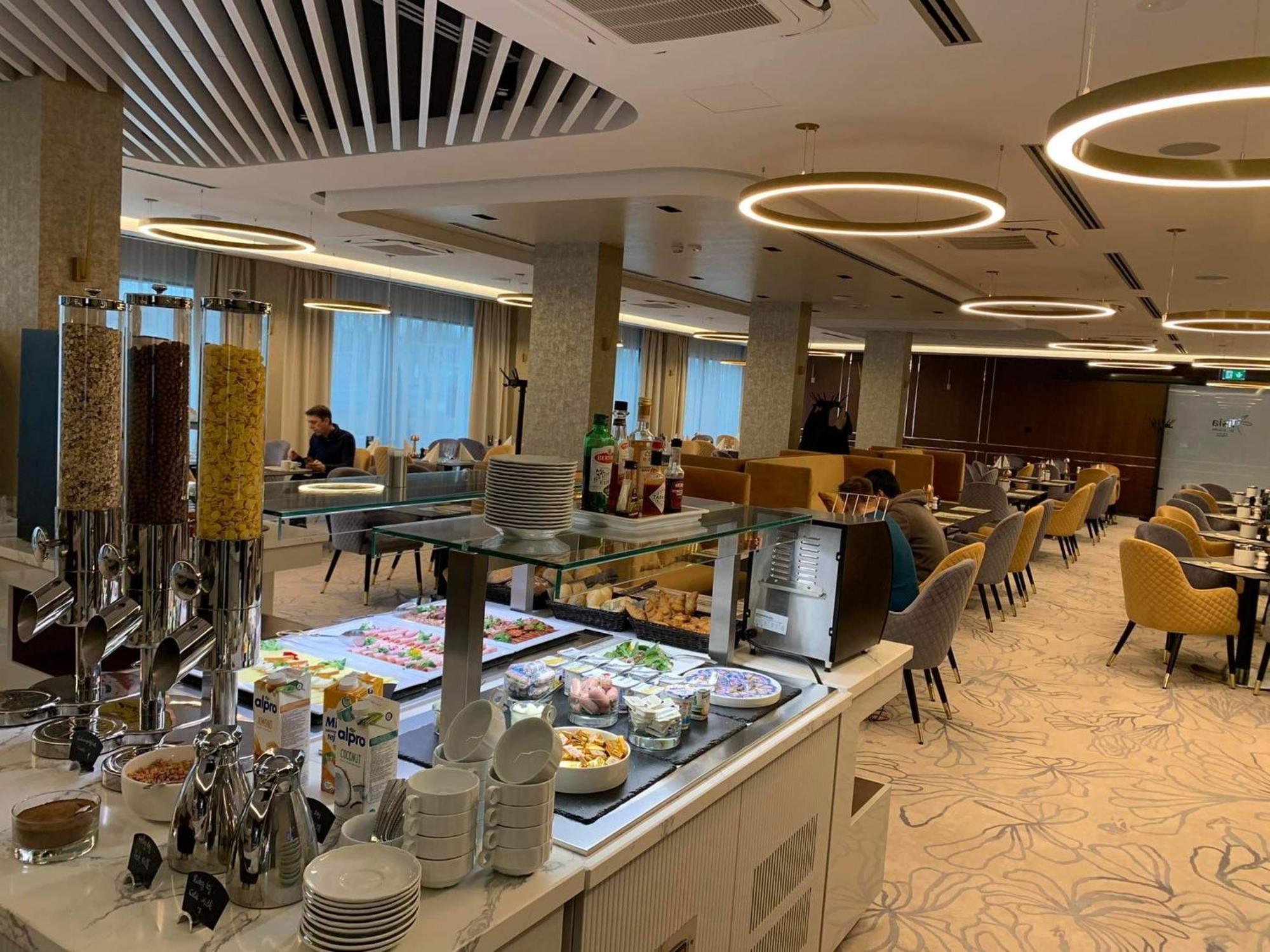 Tisia Hotel & Spa Тисауйварош Экстерьер фото